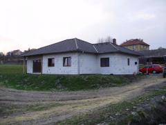 Novostavba RD v obci Mšecké Žehrovice