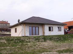 Novostavba RD v obci Mšecké Žehrovice